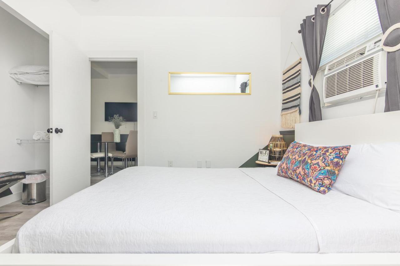 1 Bedroom Apartment With Balcony Miami - Heart Of Downtown Екстер'єр фото