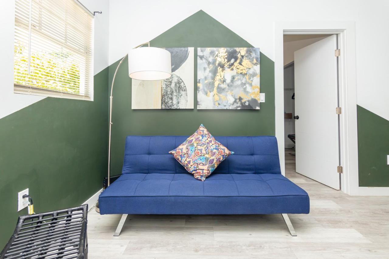 1 Bedroom Apartment With Balcony Miami - Heart Of Downtown Екстер'єр фото