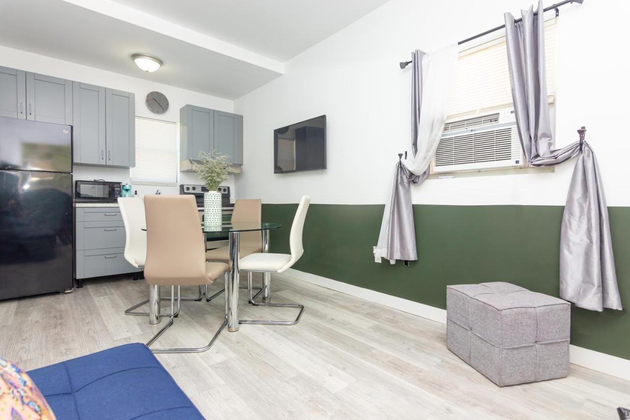 1 Bedroom Apartment With Balcony Miami - Heart Of Downtown Екстер'єр фото